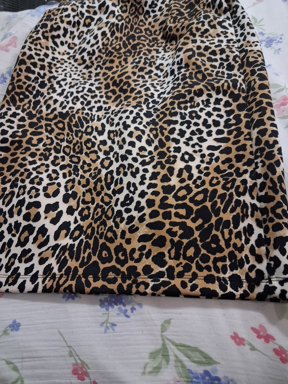 Cato Leopard Print Pencil Skirt in Black and Brown